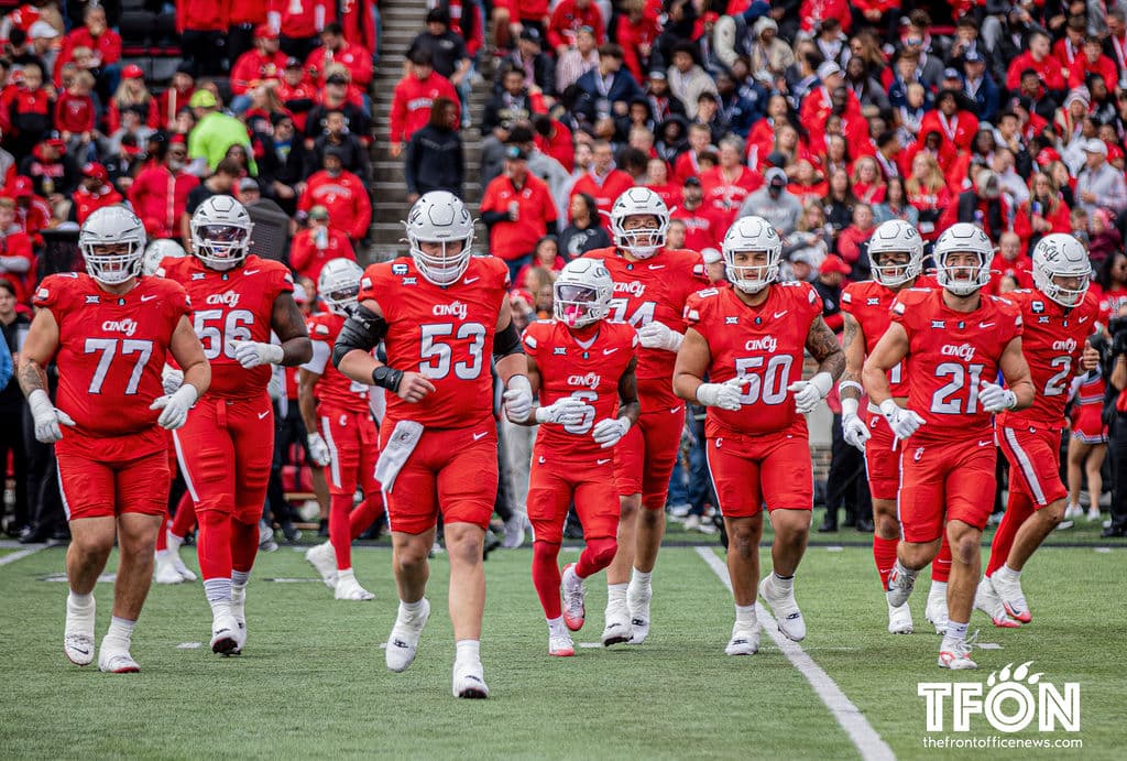 Bearcats offensive line named semifinalist for Joe Moore Award