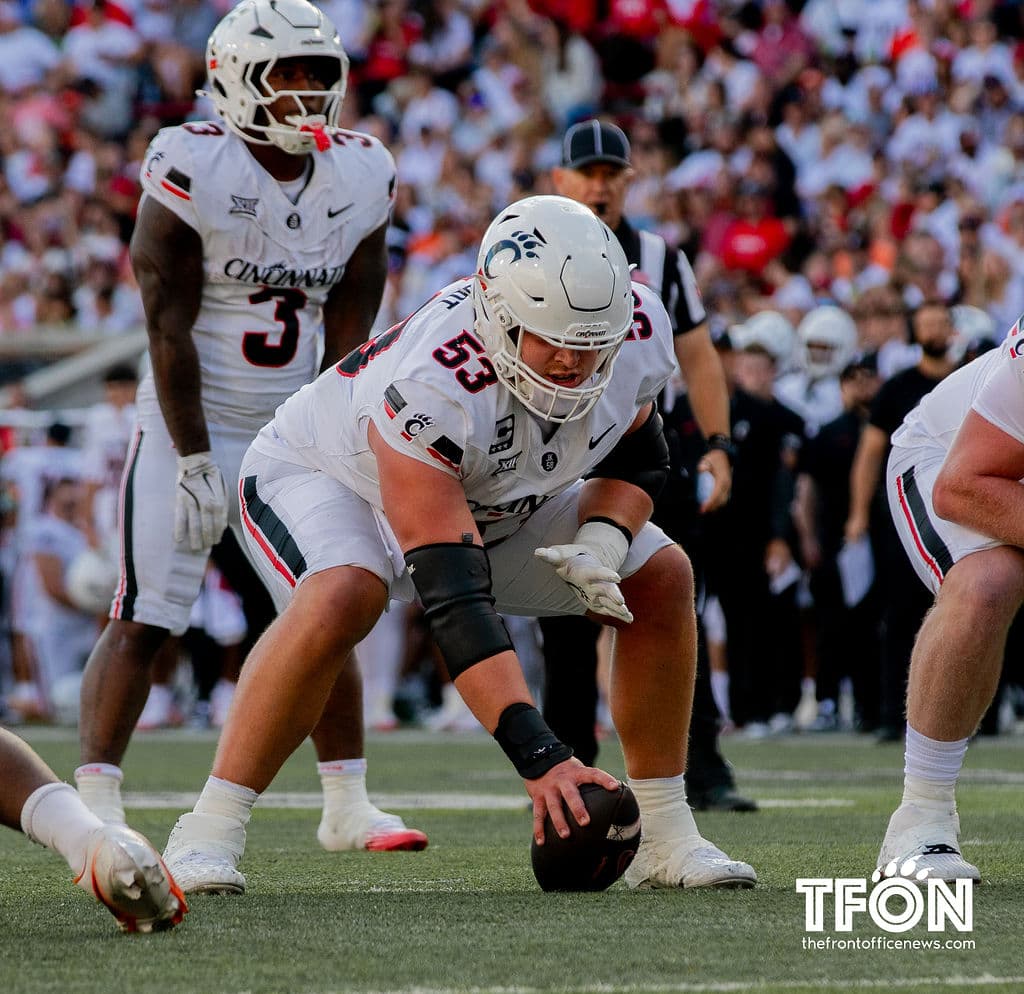 Gerhardt accepts Hula Bowl invitation 
