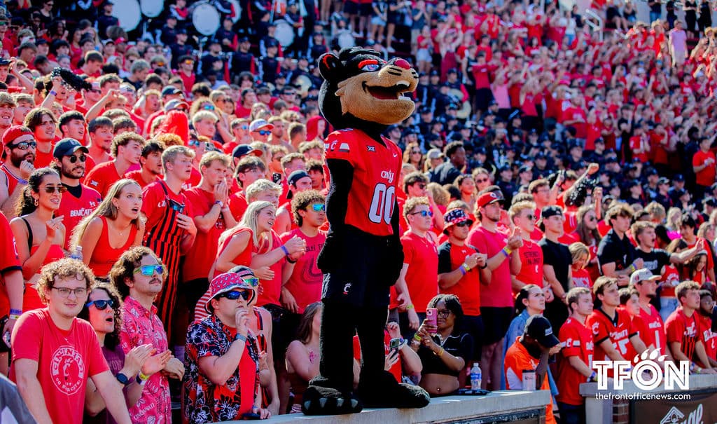 Who will be the key pass rushers for the Bearcats?