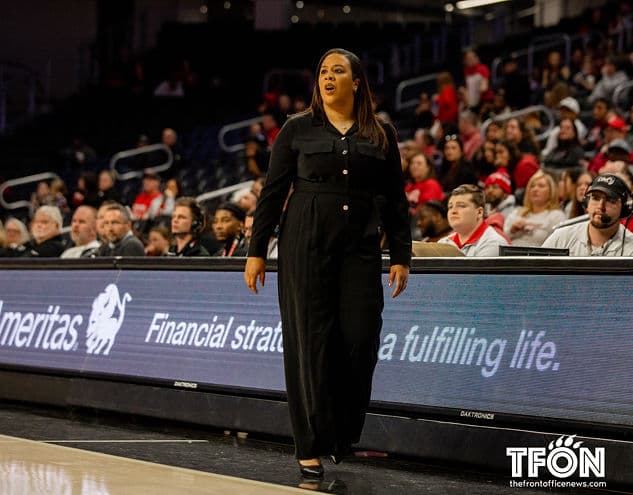 WBB: Hot games from Perry and Jackson not enough for the Bearcats as they fall to Lehigh, 88-85