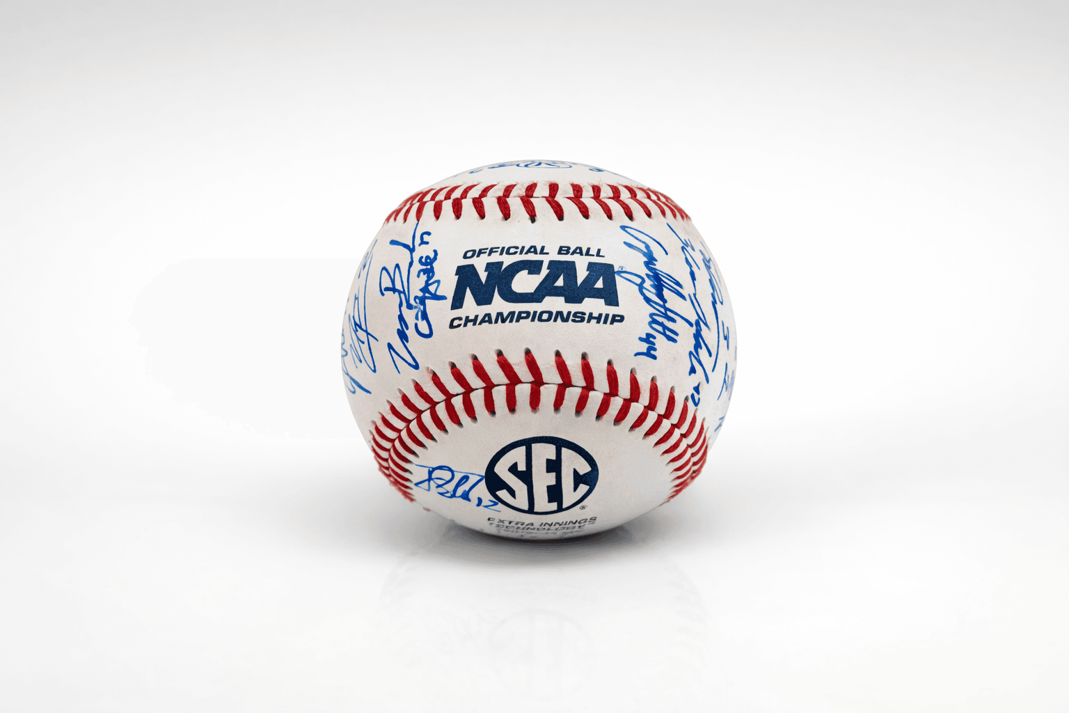 2026 Texas A&M Baseball Team Signed NCAA Ball (SEC) auction image