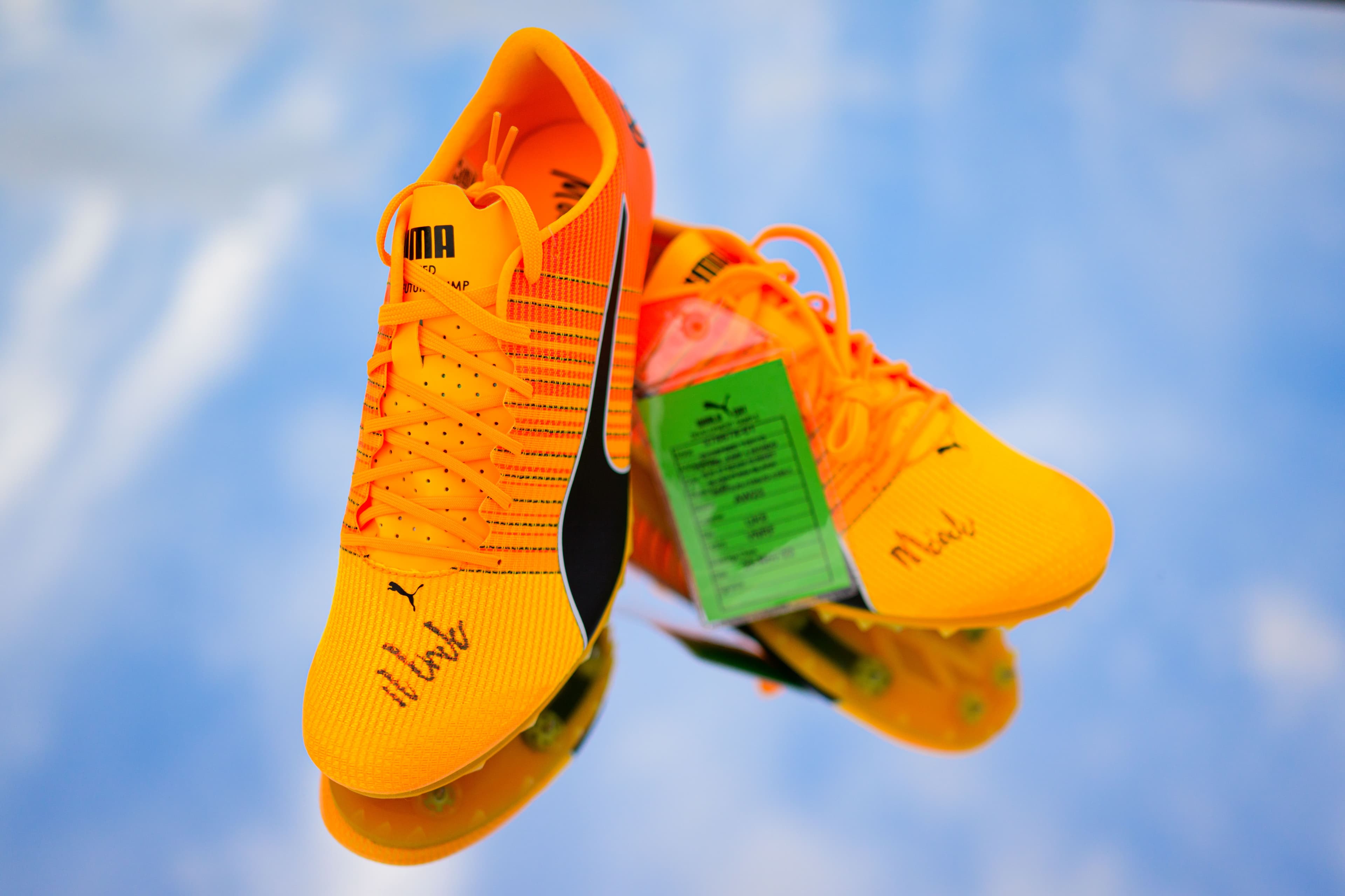 Signed Mondo Duplantis Track Spikes